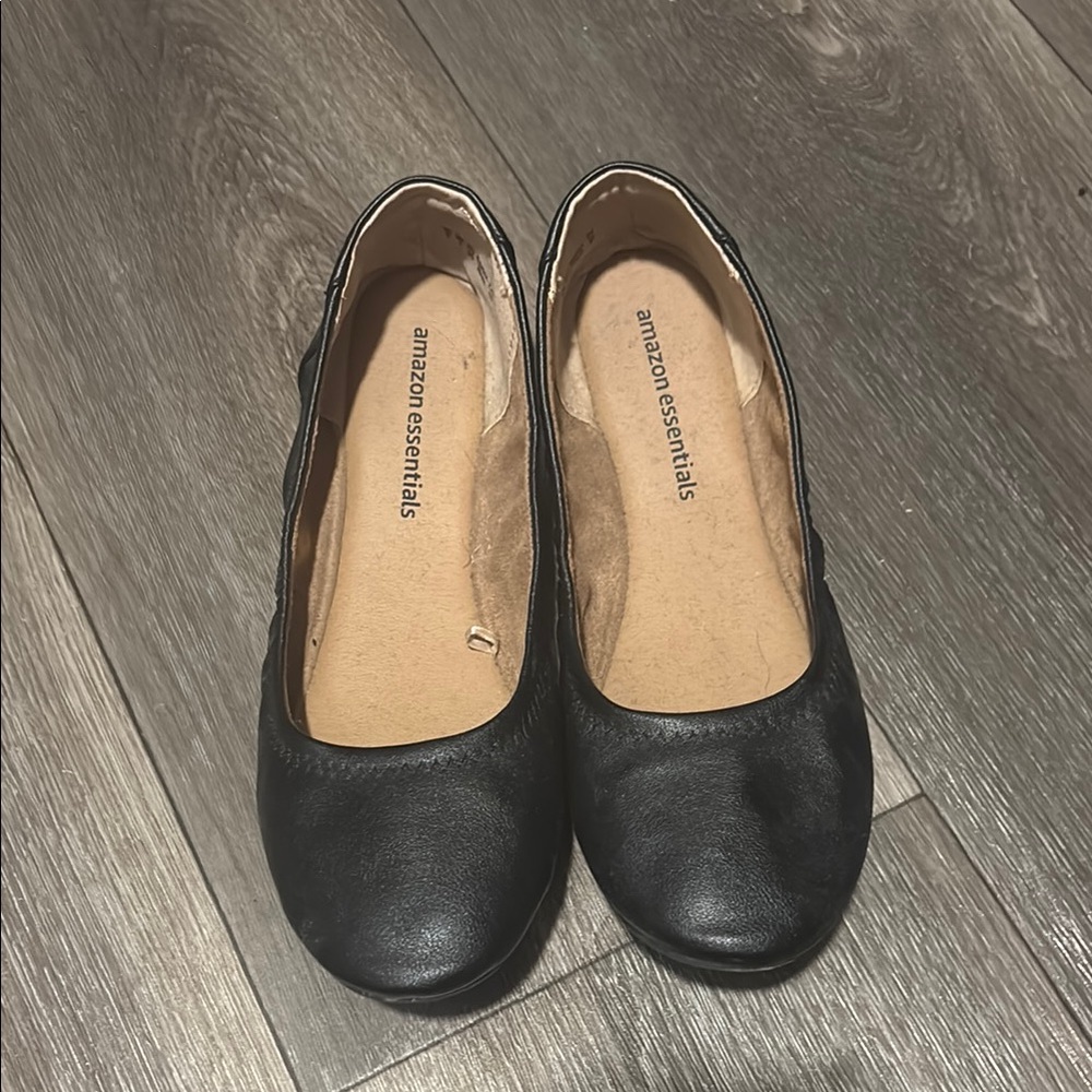 Amazon Essentials Black Ballet Flats Minimalist Design